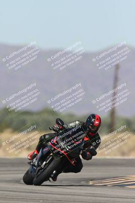 media/Oct-13-2025-Moto Forza (Mon) [[a66d839500]]/4-C Group/Session 3 (Turn 16)/